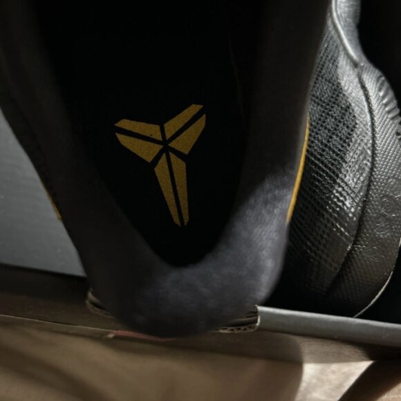 Nike Kobe 8 VIII (PS) Black Gold White FN0267-002 "MULTIPLE SIZE" - Picture 4 of 4